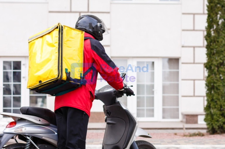 Pollution from Quick-Commerce Delivery: How 24/7 Last-Mile Speed Is Creating a Hidden Emissions Crisis