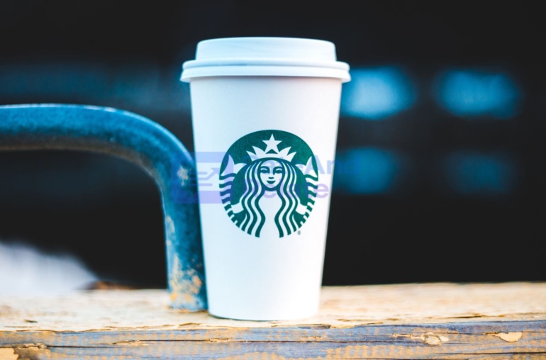 The Story of Starbucks — How a Small Seattle Store Became a Global Coffee Empire