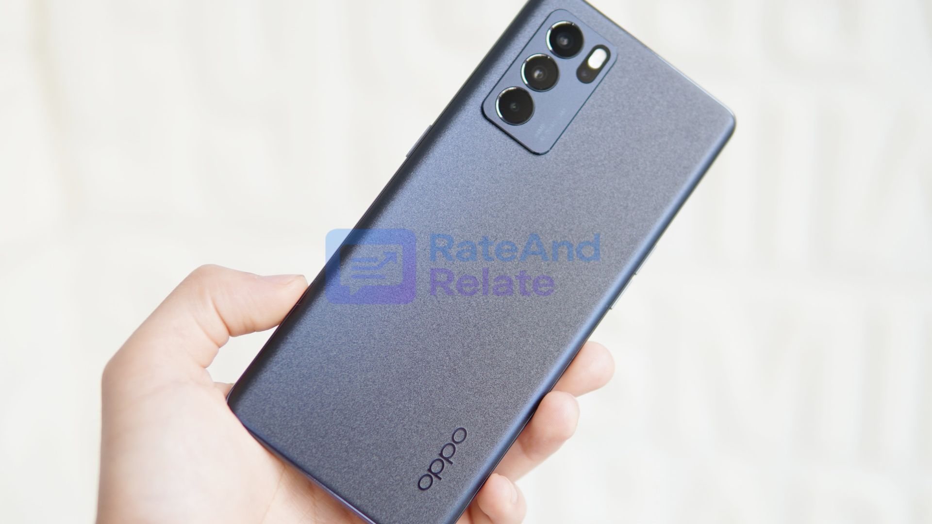 OPPO Reno15 5G Review: Does the 200MP Camera Justify the Hype?